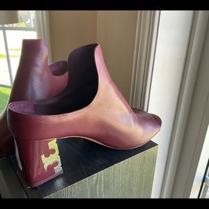 Tory Burch Finley Mules
